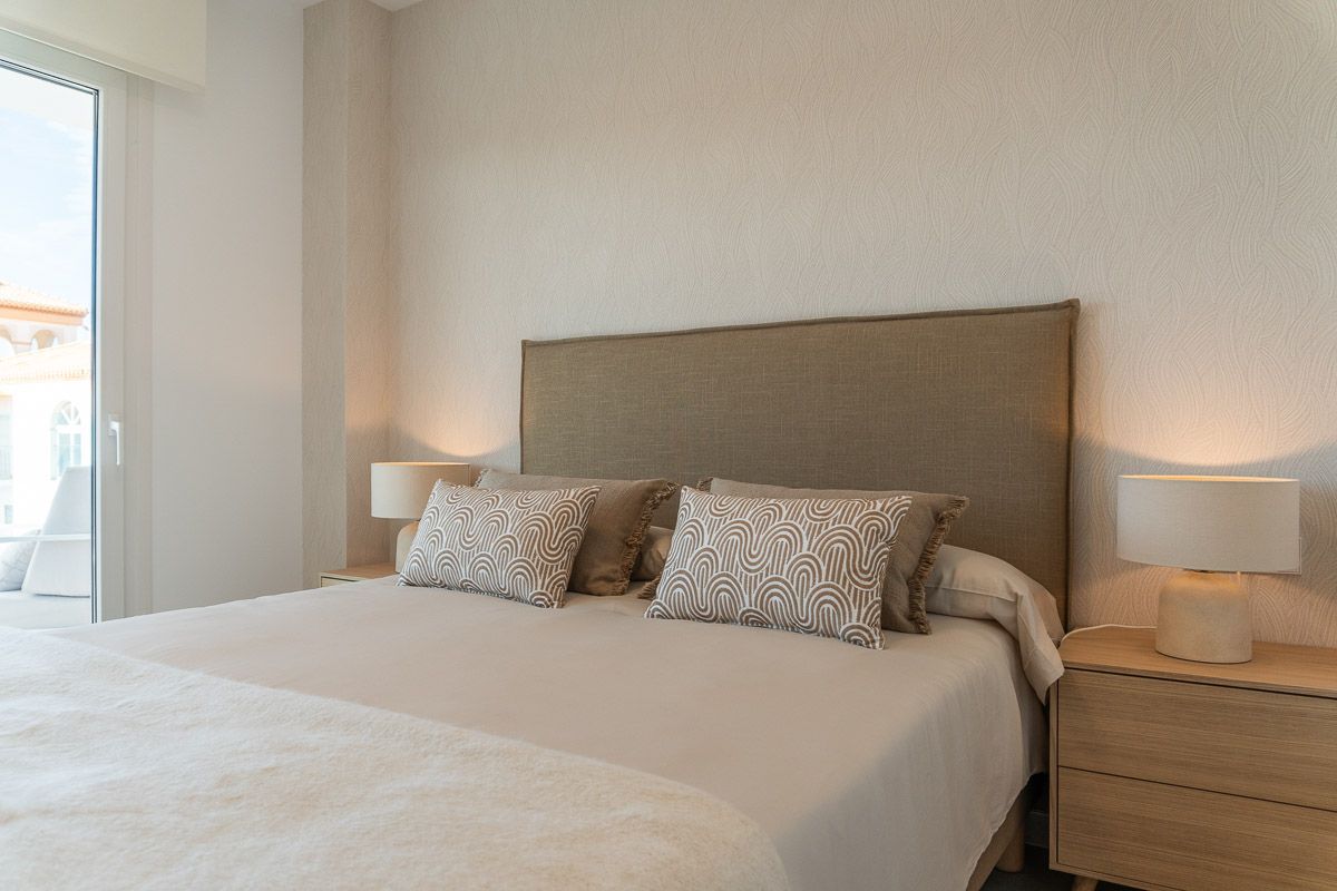 Communal area with landscaping, La Zenia apartment development