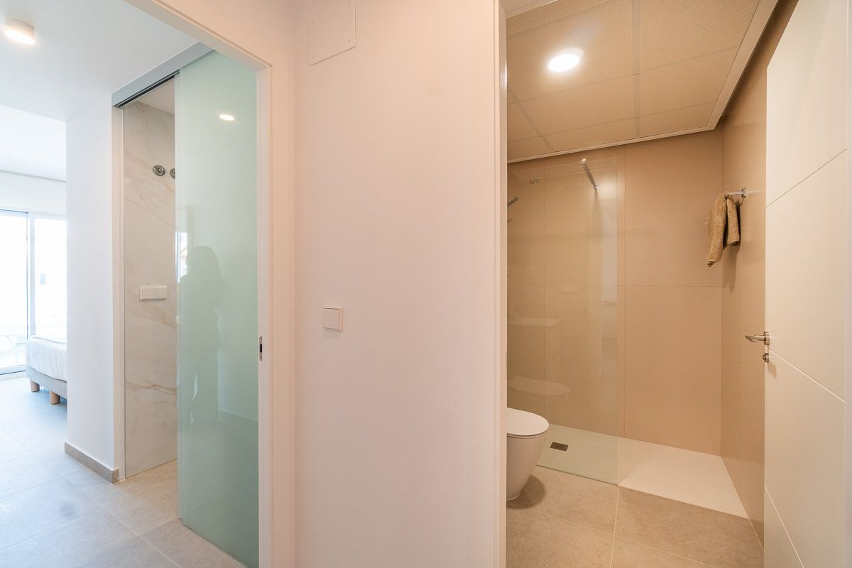 Bathroom with shower in new-build apartment, La Zenia