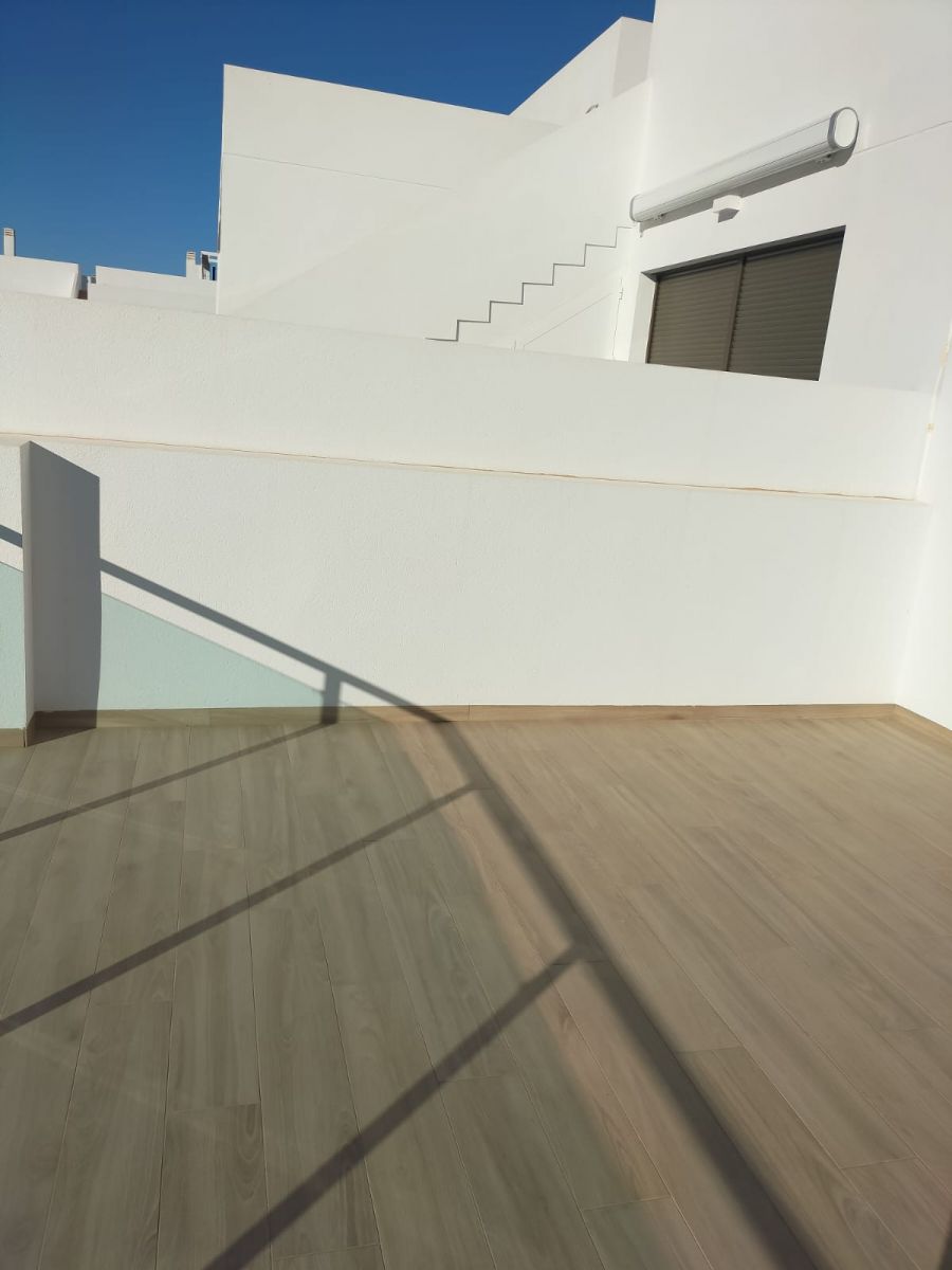 Hallway of the apartment in Desamparados-Hurchillo-Torremendo, Orihuela (view 22)