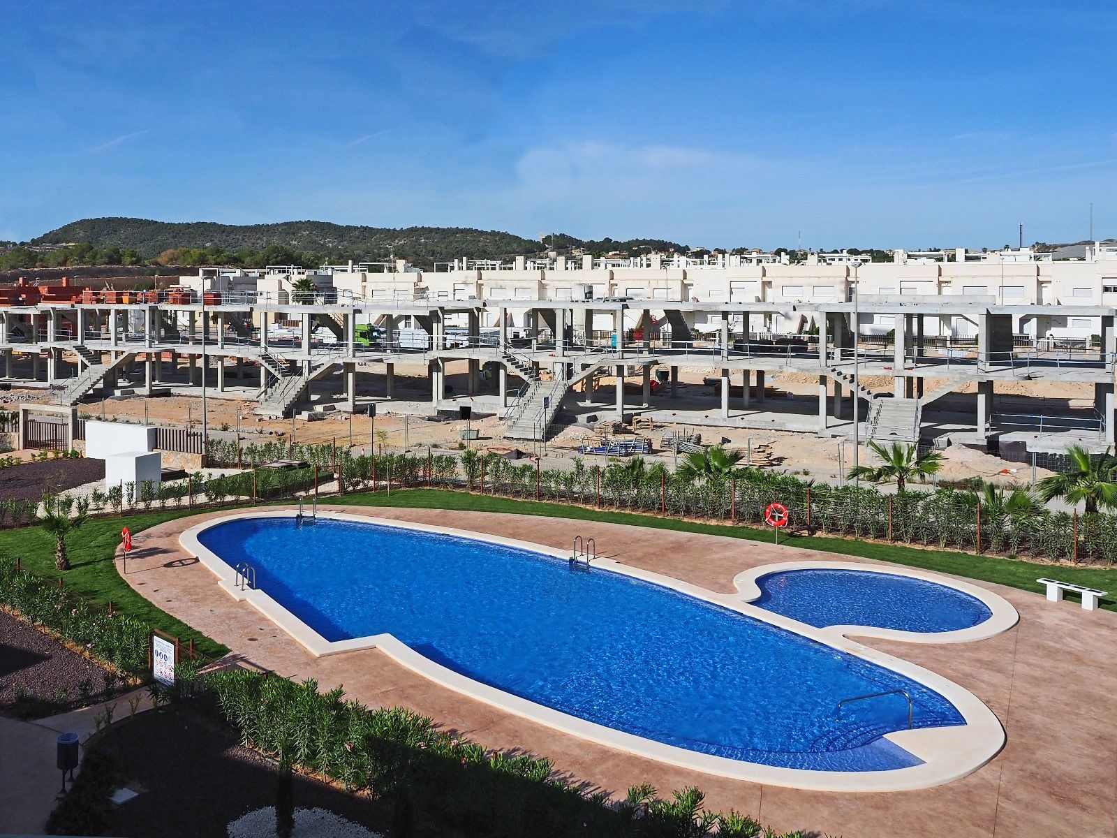 Neighbourhood view of the apartment in Desamparados-Hurchillo-Torremendo, Orihuela (view 39)
