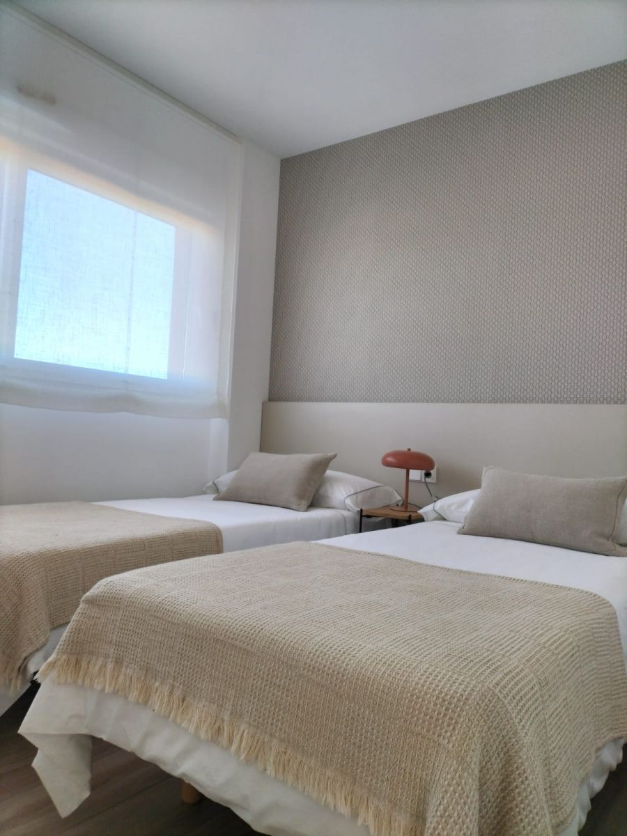 Bathroom in apartment, Desamparados-Hurchillo-Torremendo