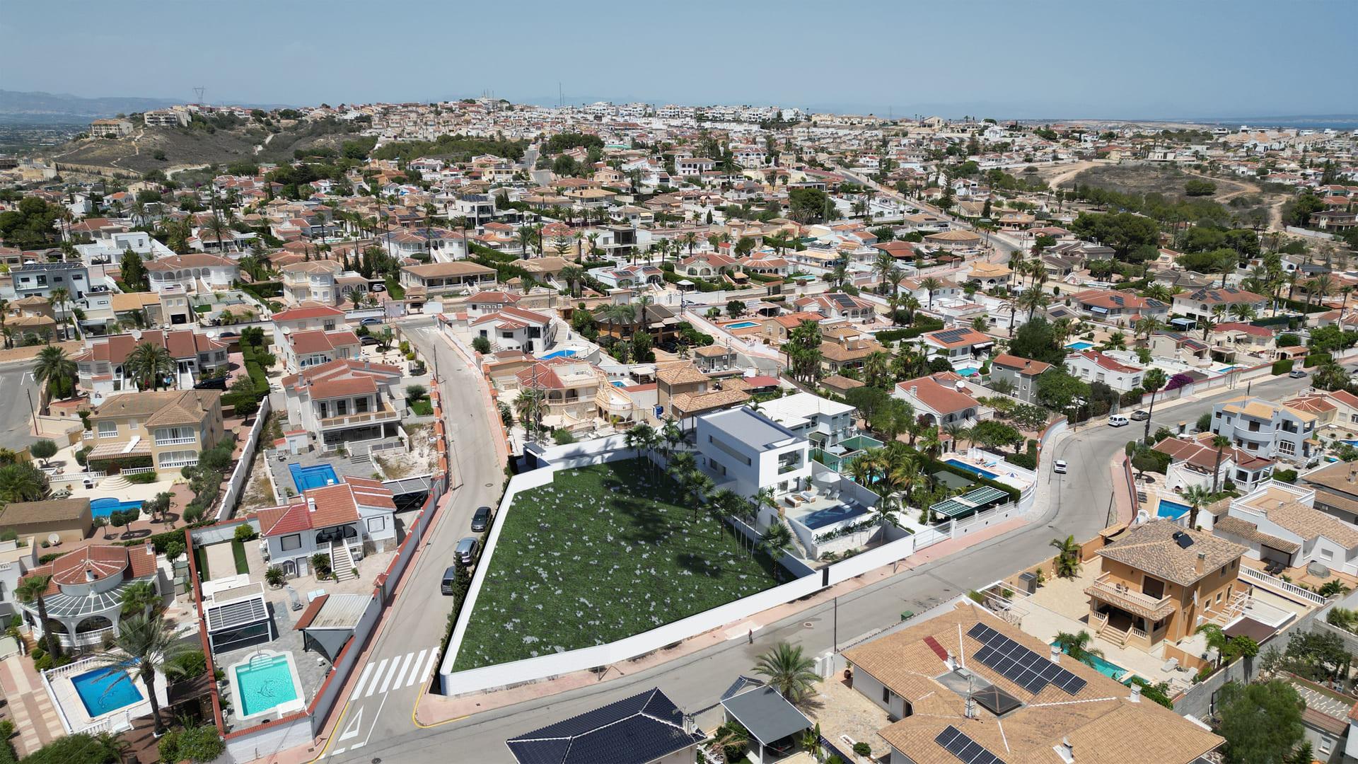 Driveway and parking area in front of villa, Ciudad Quesada, Rojales