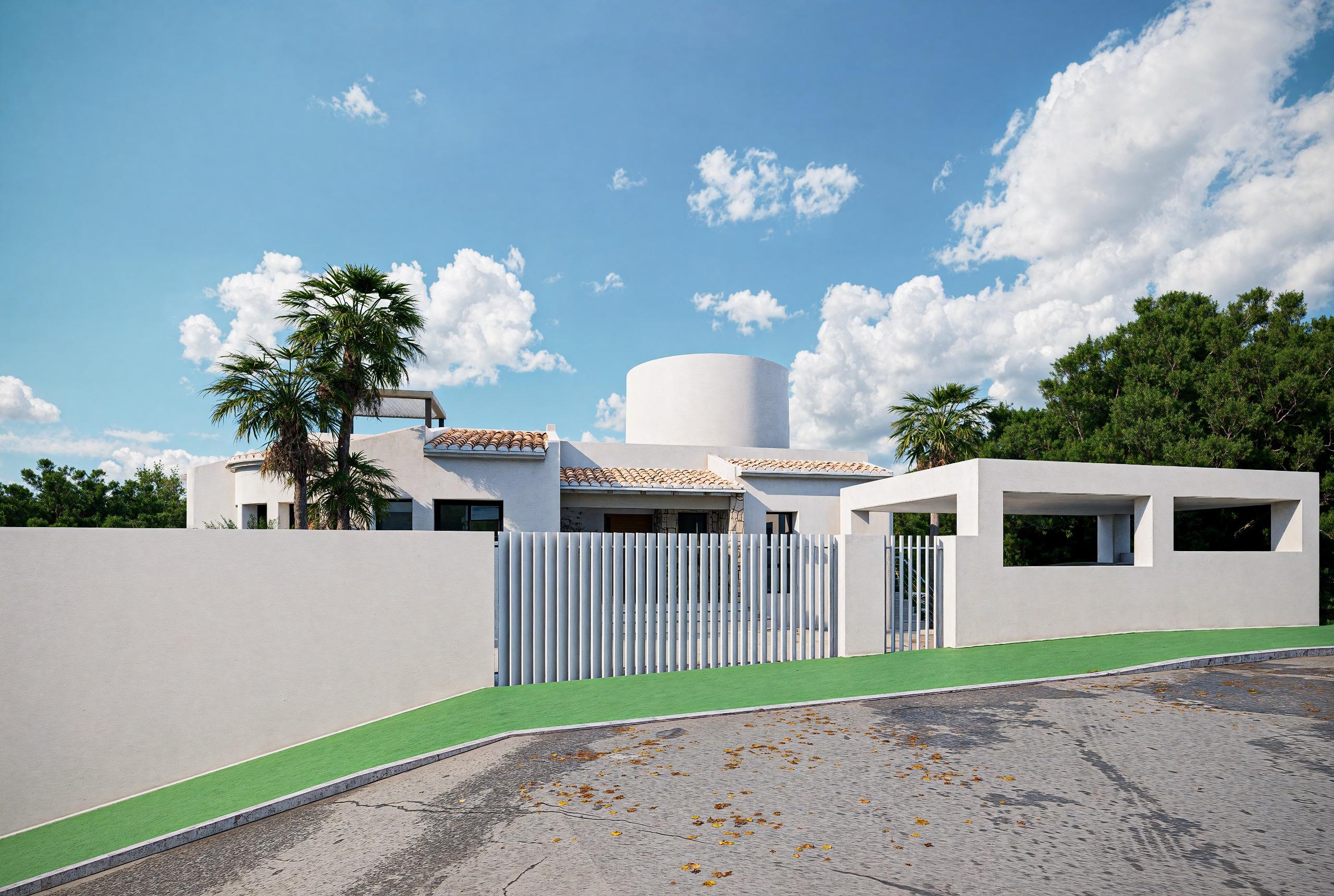 Plot boundary and landscaping of new-build villa, Altea Hills