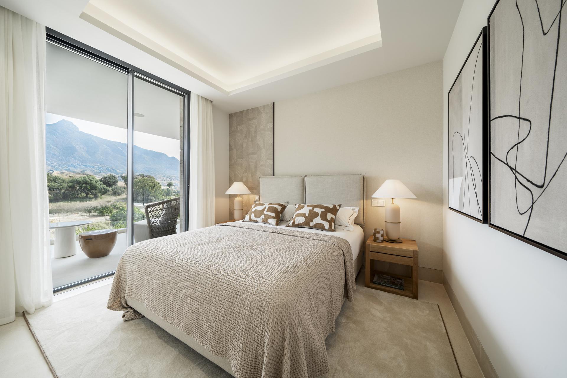 Dining area in 302m2 penthouse, Aloha, Marbella