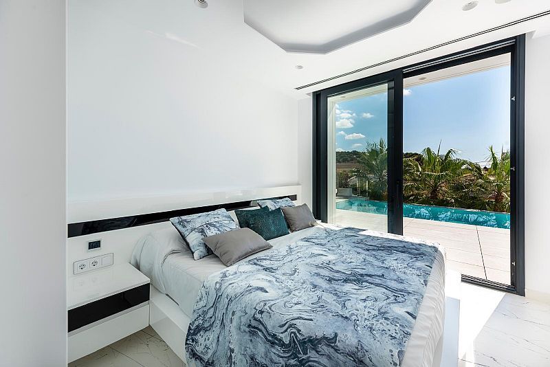 Family bathroom in new-build villa, Manzanera, Calpe