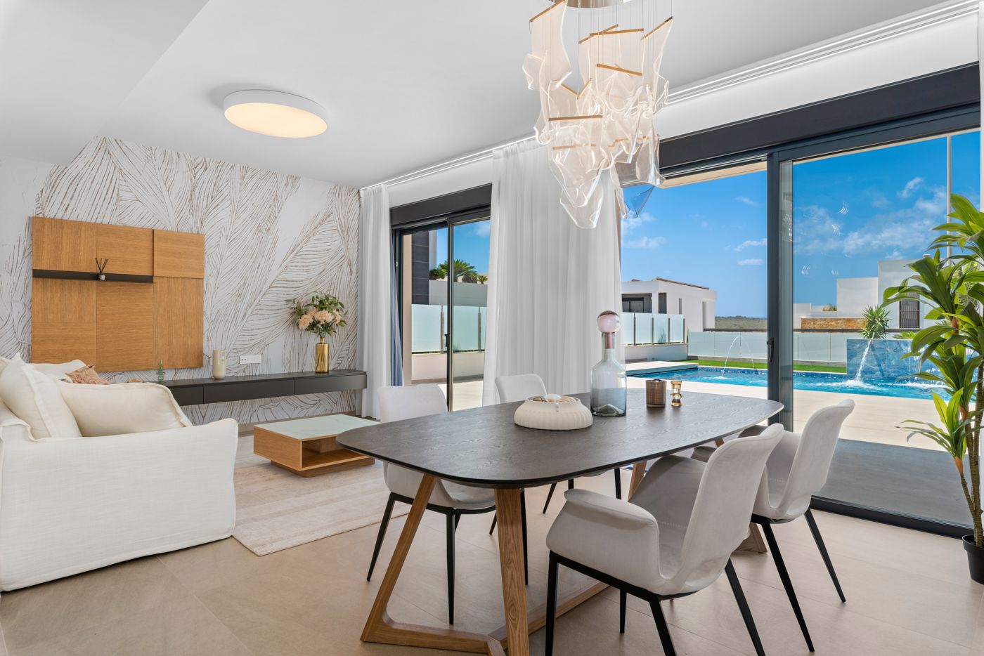 Third bedroom in 3-bedroom villa, Campoamor
