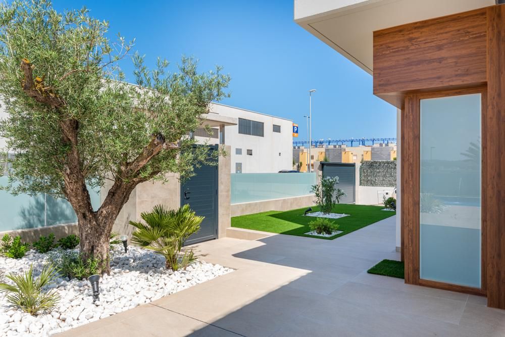 Plot perimeter of new-build villa, Campoamor, Orihuela Costa