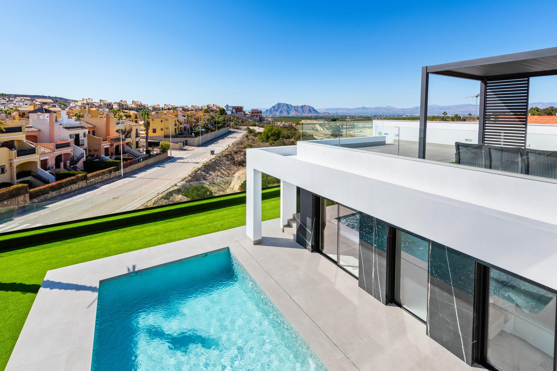 Exterior lighting and facade detail, new-build villa, Algorfa
