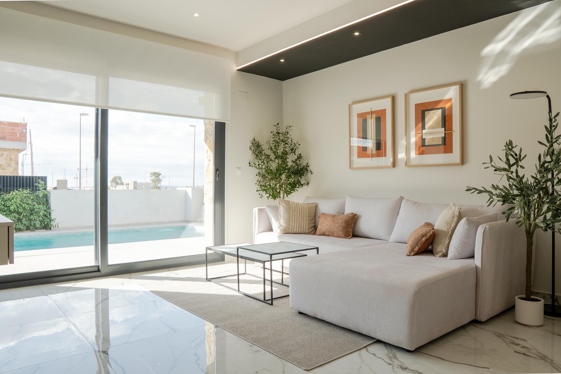 Solarium terrace on new-build villa in Lo Marabú, Rojales
