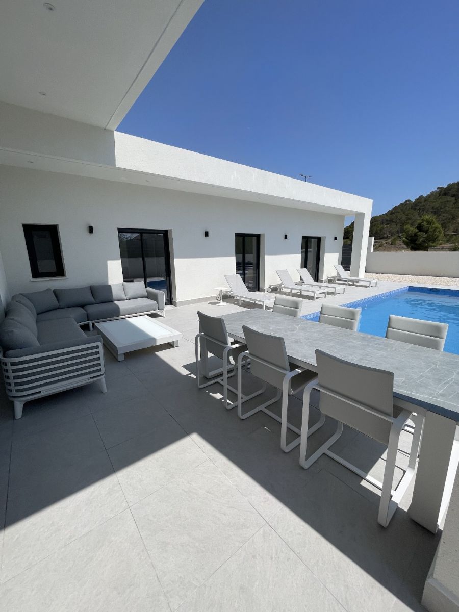 Interior finish detail in new-build villa, La Romana, Alicante