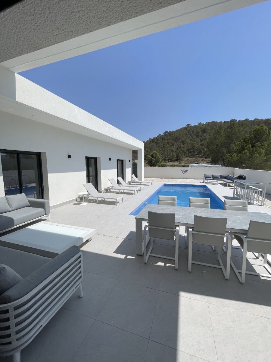 Plot boundary from garden level, 3-bedroom villa, La Romana