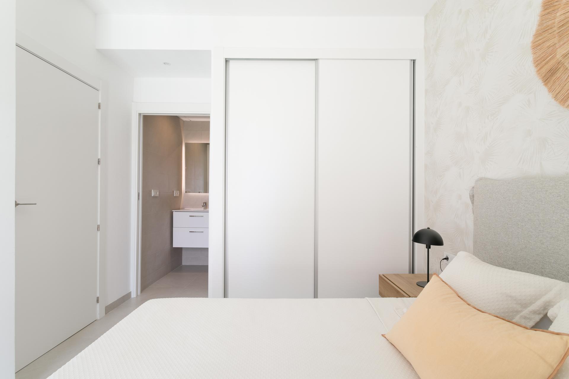 Neighbourhood view of the penthouse in Sector 25, Torrevieja (view 29)