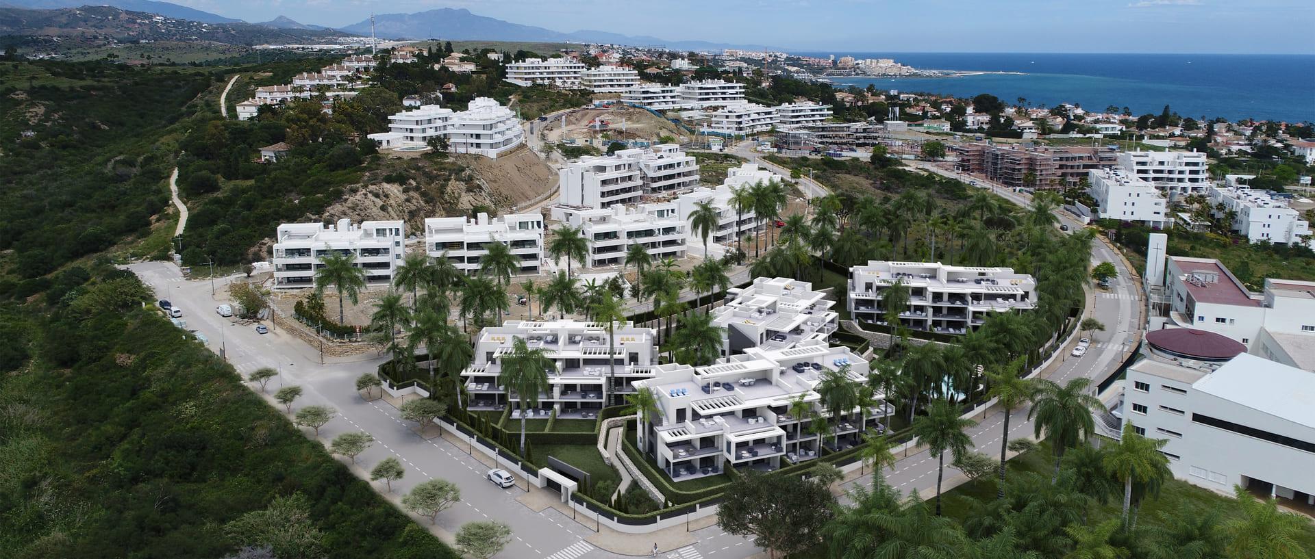 Communal gardens and pool surround, Azata Golf Estepona Oeste, Estepona