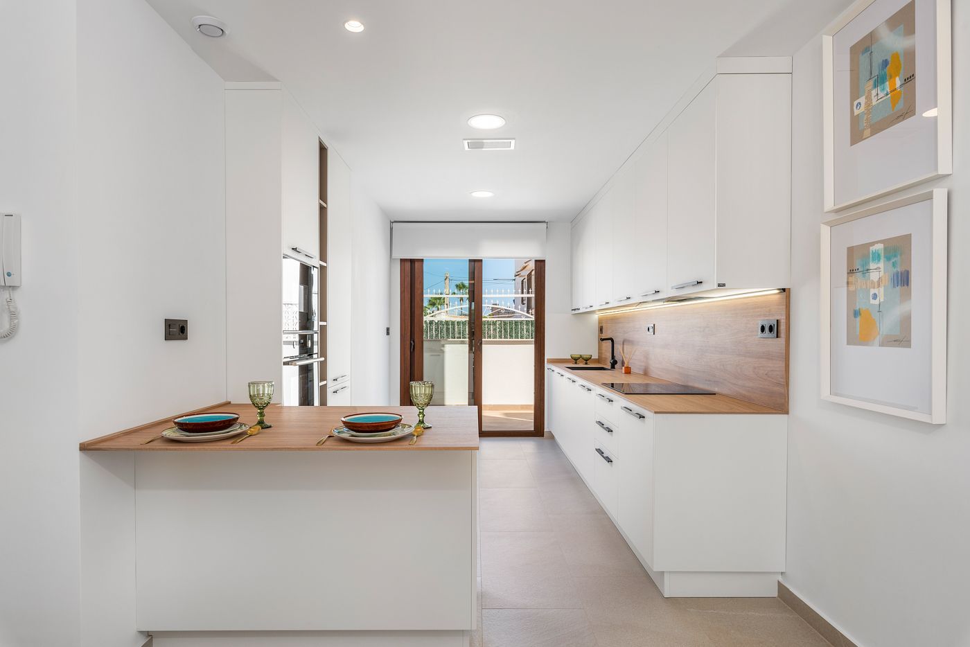 Terrace or private patio area of ground-floor apartment, Los Balcones