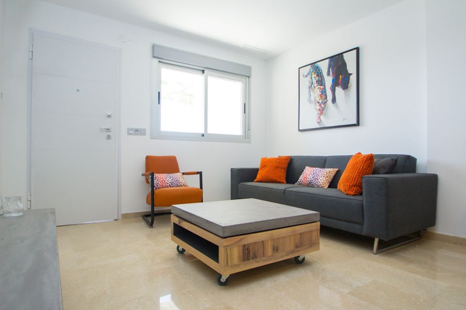 Street view of the apartment in Las Filipinas, Orihuela Costa