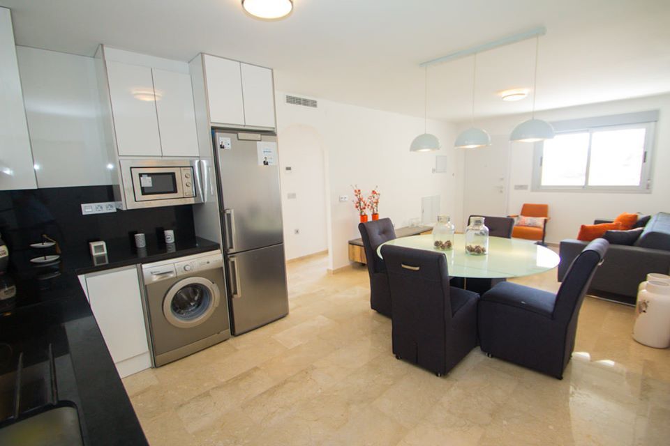 Kitchen area in apartment, Las Filipinas