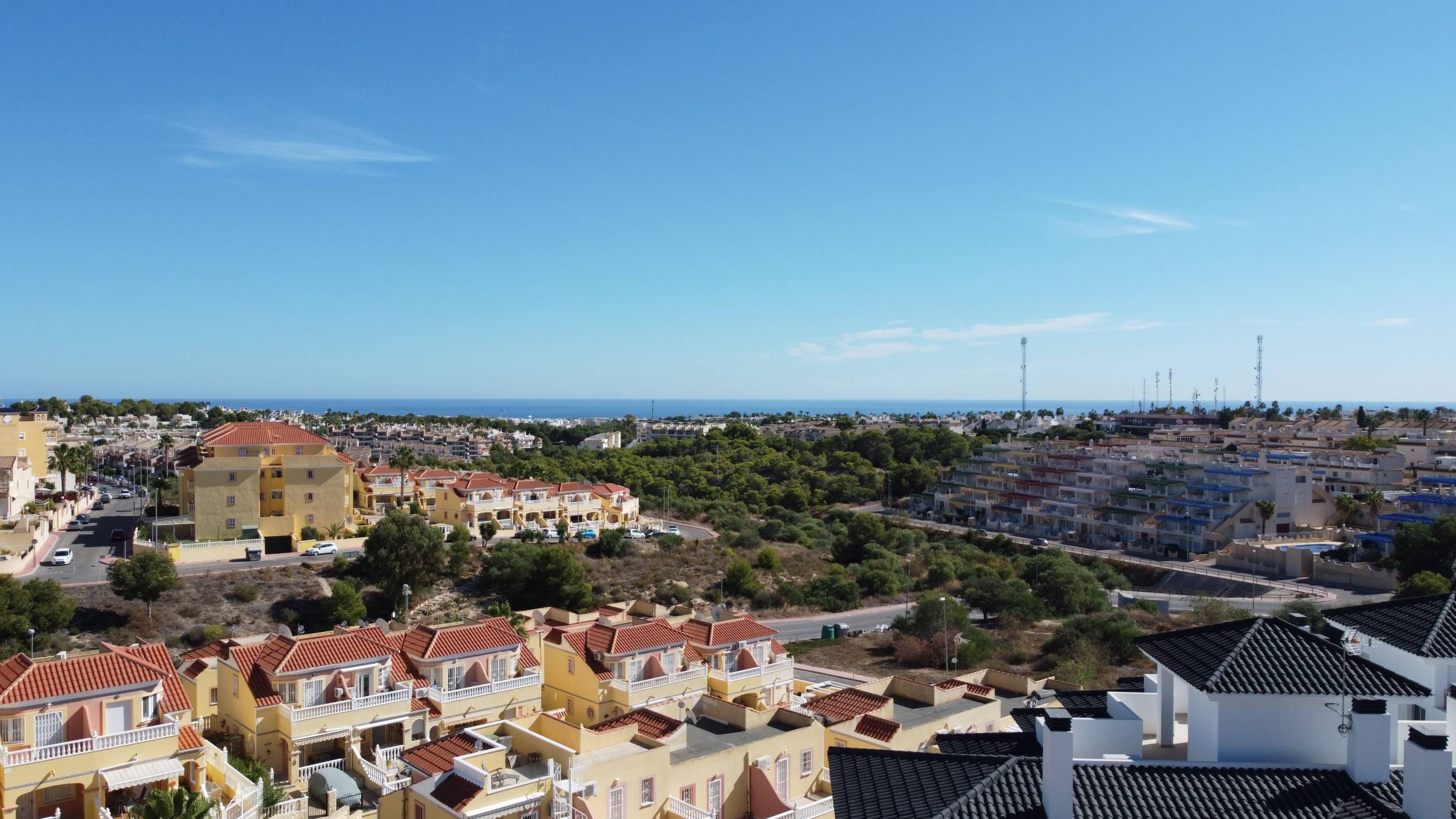 Building detail of the penthouse in Las Filipinas, Orihuela Costa