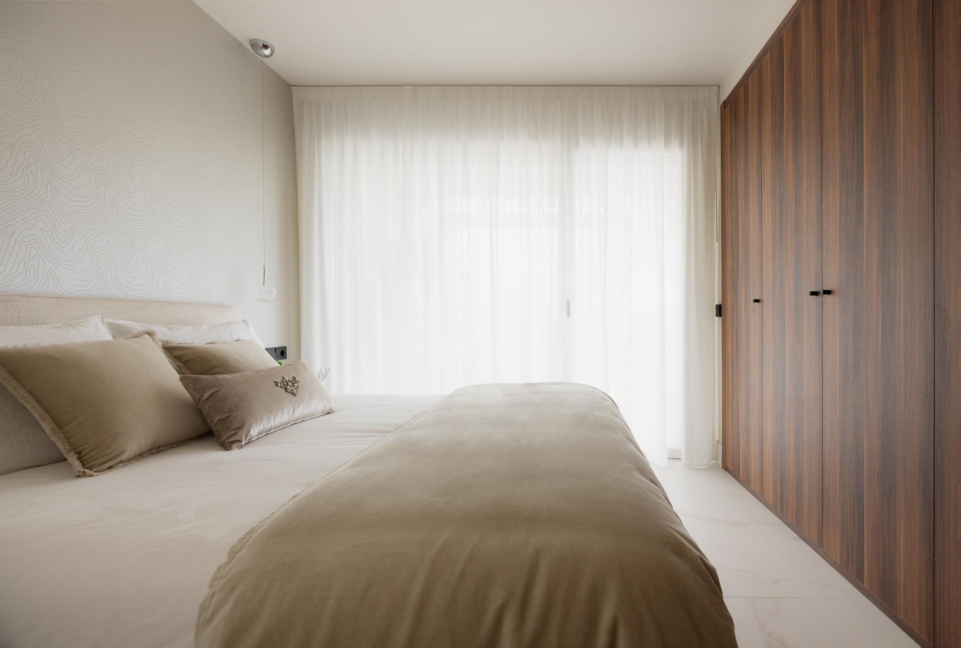 Bedroom with terrace access in 4-bedroom penthouse, San Pedro