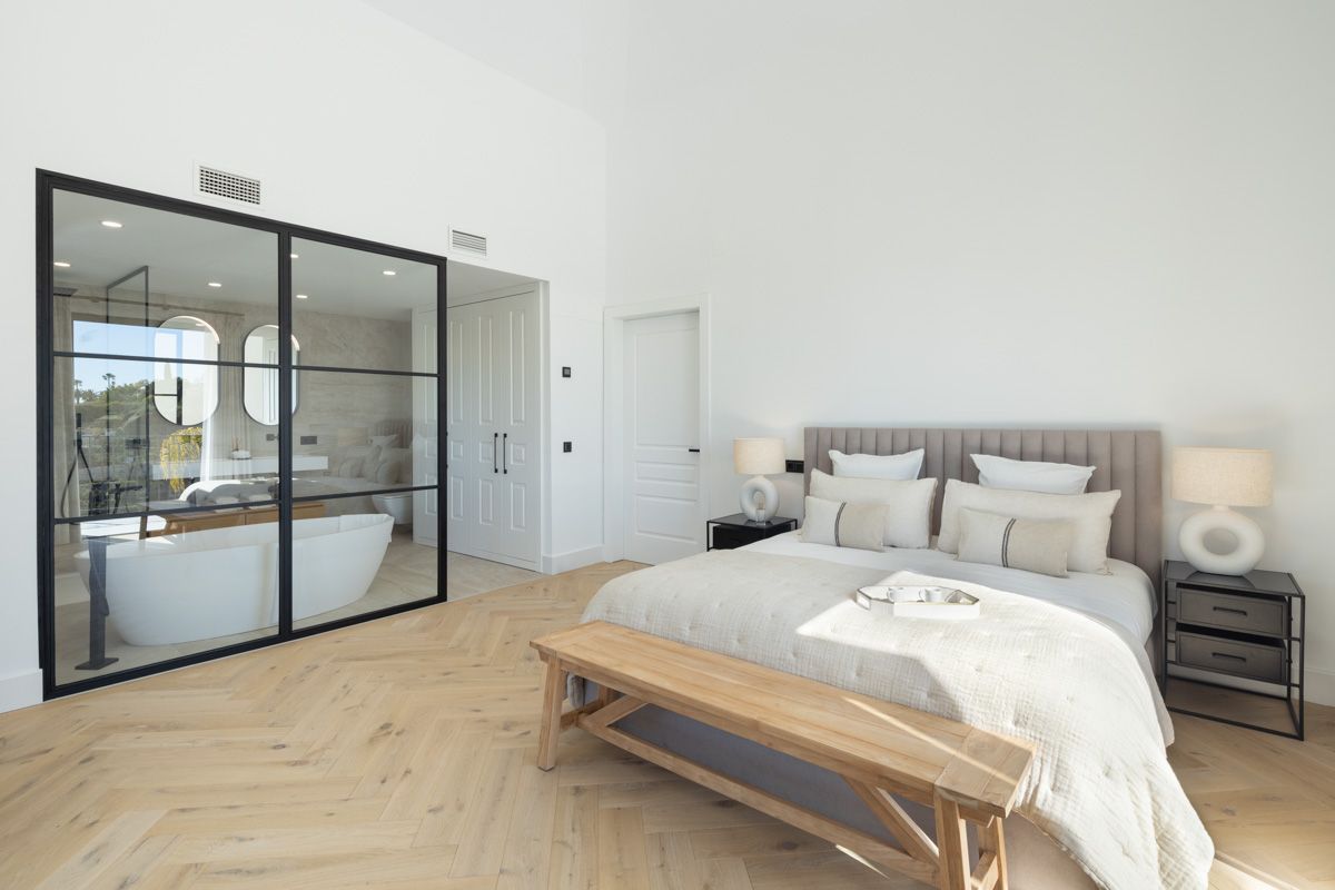 Seventh bathroom in 5-bedroom villa, La Zagaleta, Benahavis