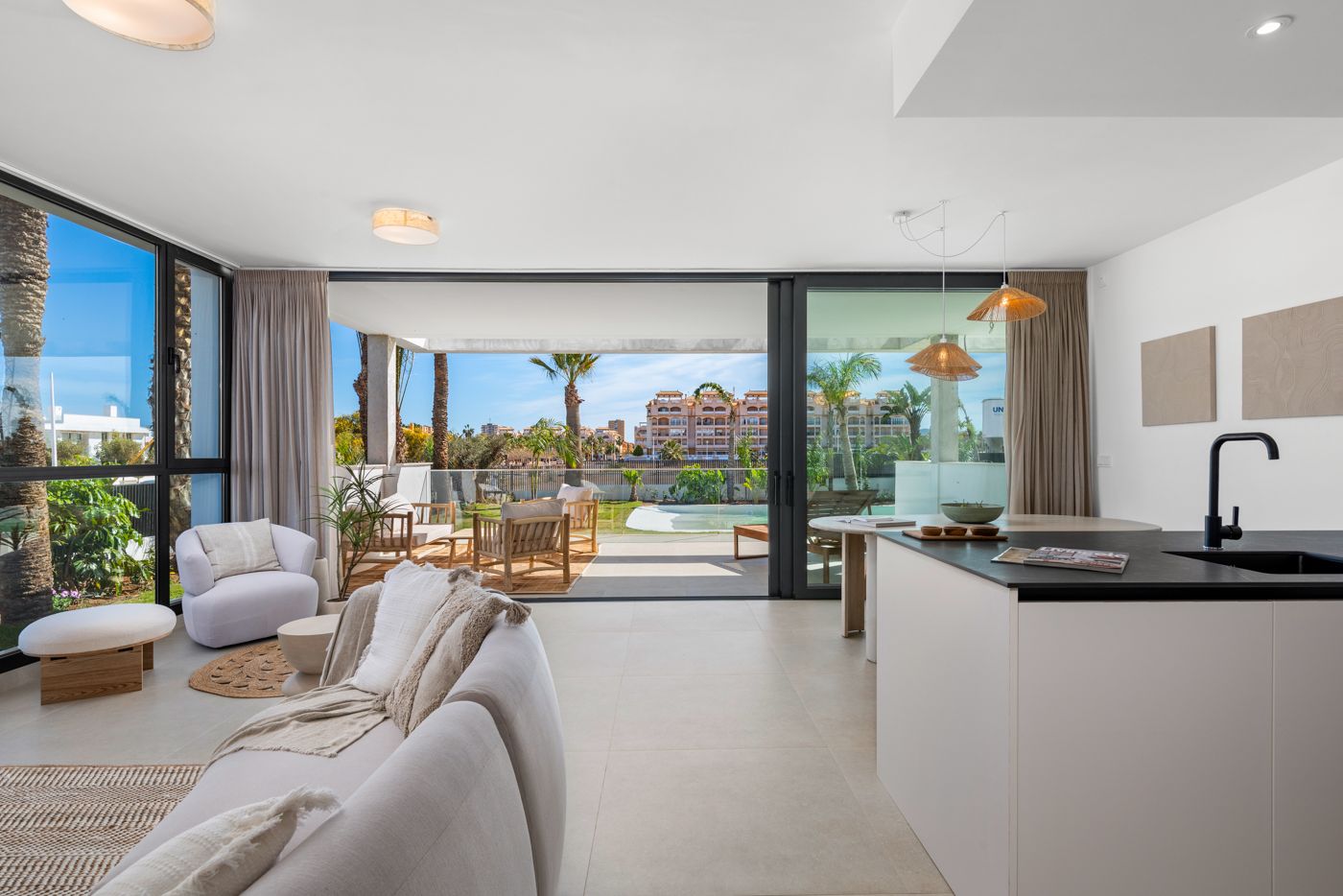 Entrance of the penthouse in Islas Menores-Mar de Cristal, Cartagena (view 26)