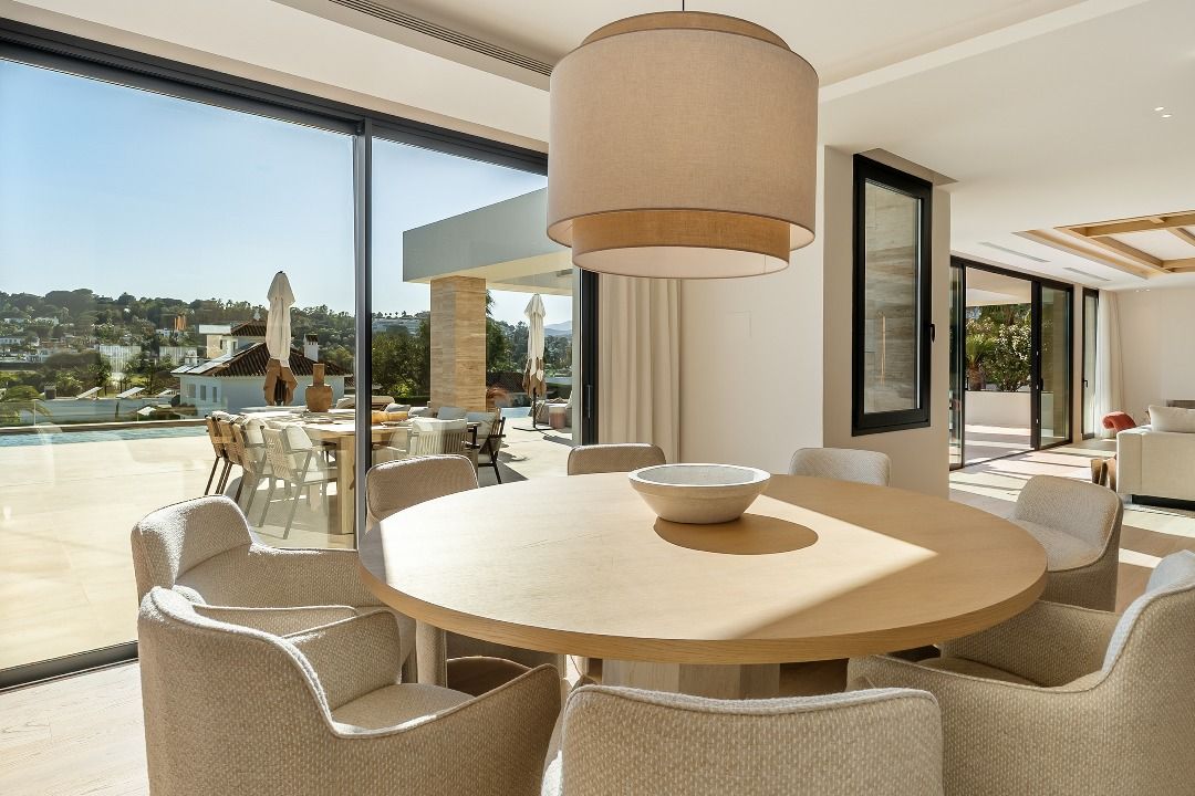 En-suite bathroom, 6-bedroom villa, Aloha, Marbella
