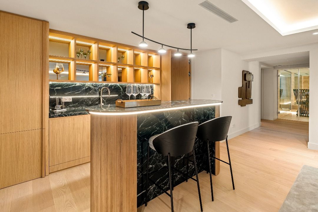 Dining area with large windows, new-build villa in Aloha