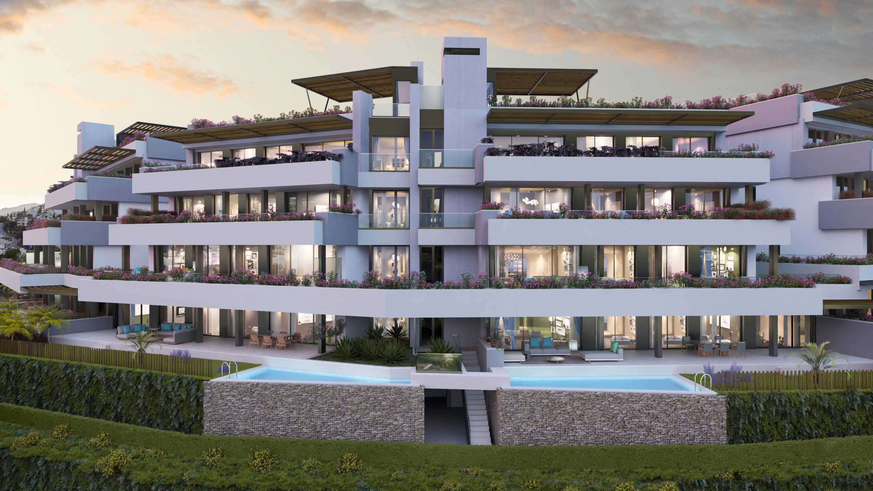 Communal pool in new-build development, La Quinta, Benahavis