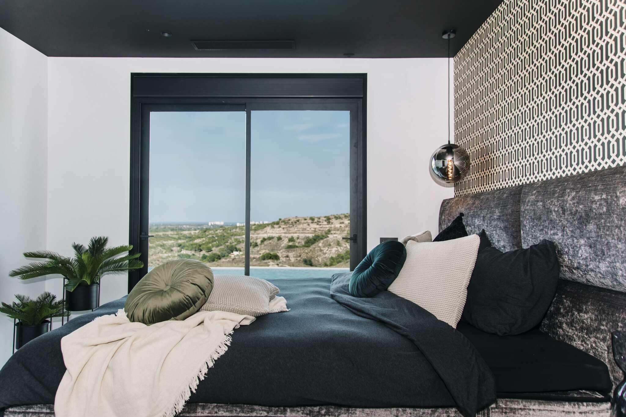 Interior render of bathroom in 4-bedroom villa, Campo de Golf La Marquesa