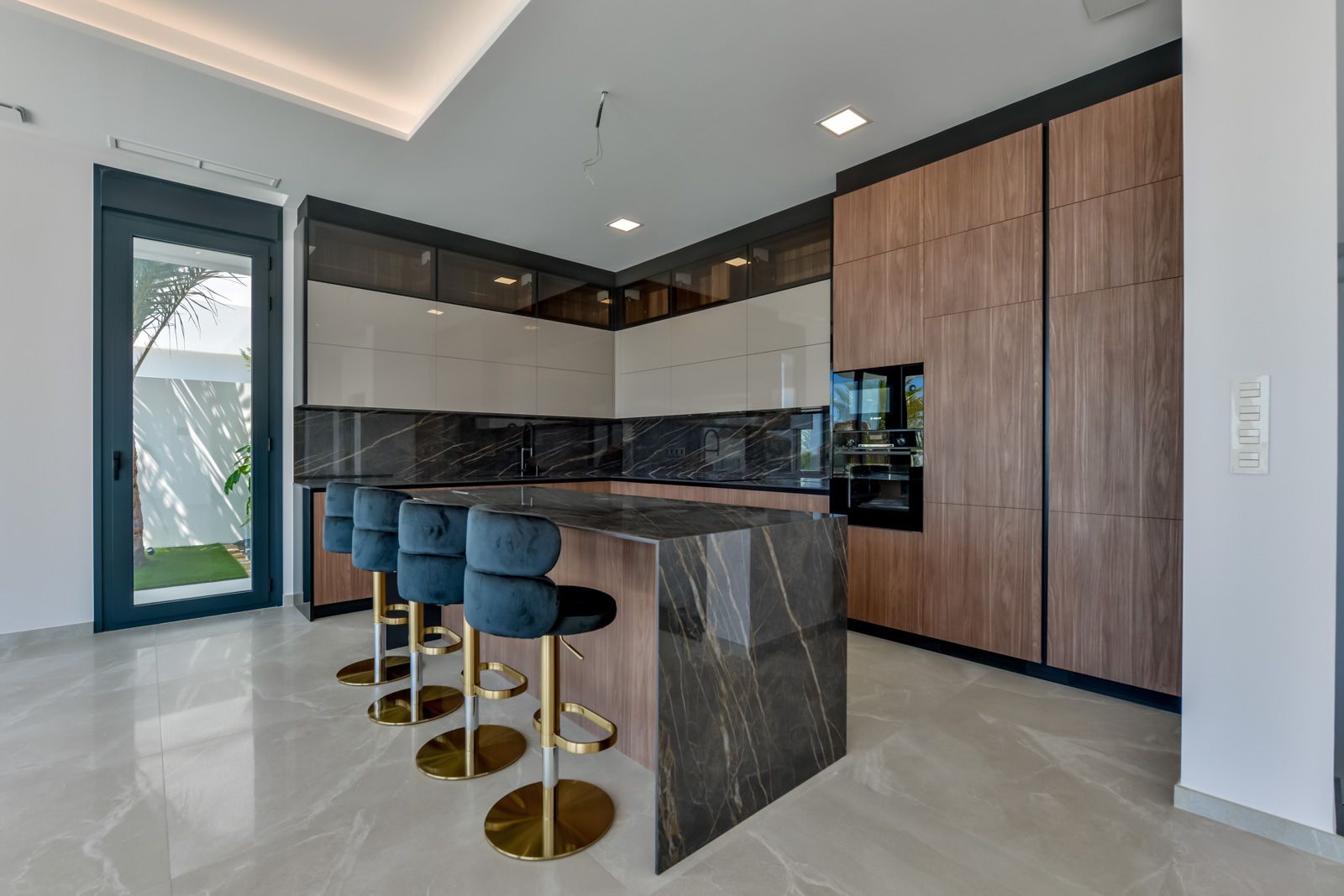 Fifth bathroom in new-build villa, Sierra Cortina, Finestrat