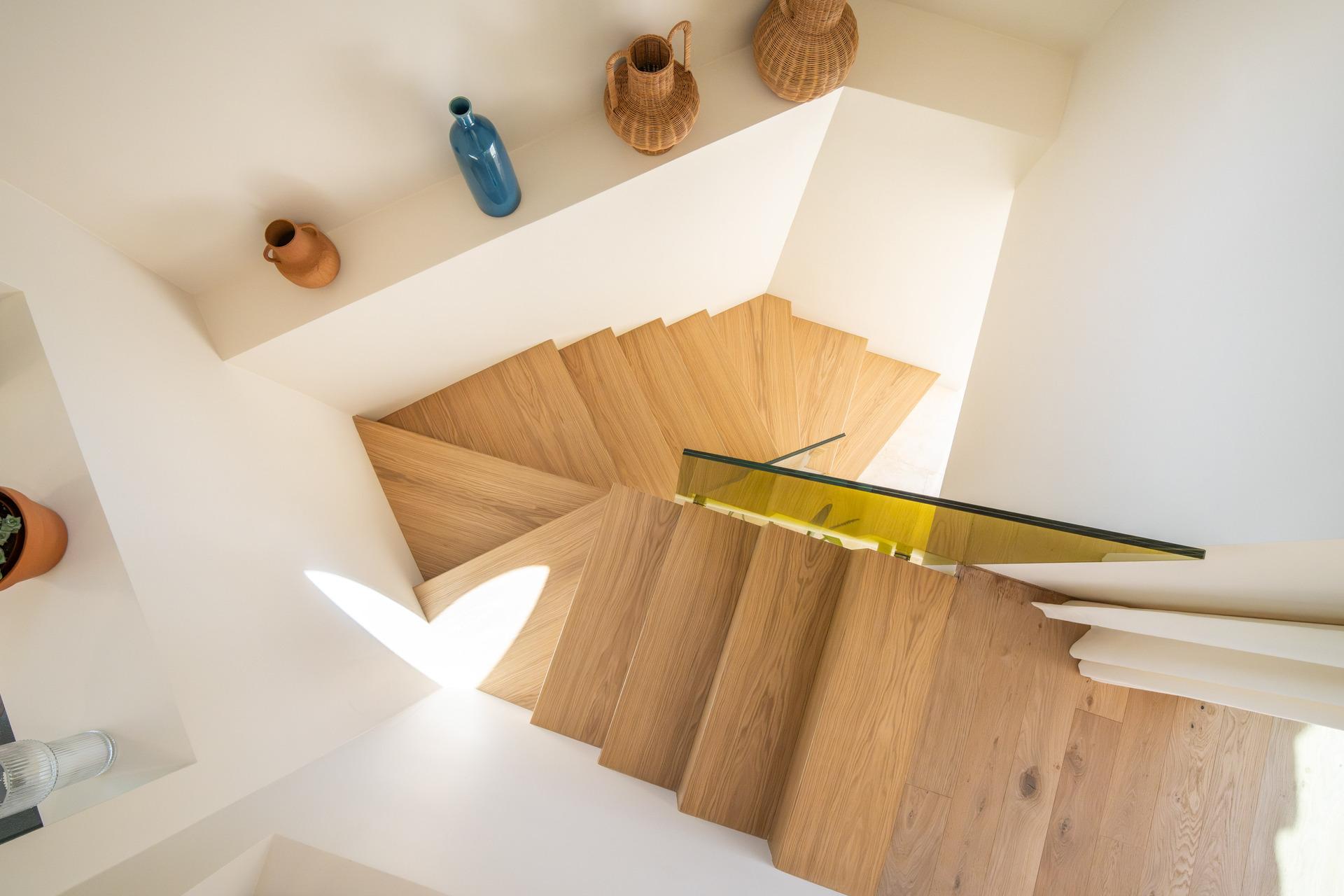 Master bedroom ceiling detail and layout, Puerto Banús villa