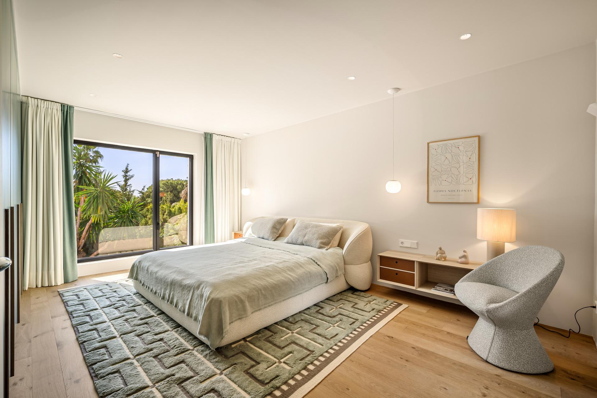 Rooftop or upper level of 4-bedroom villa, Puerto Banús