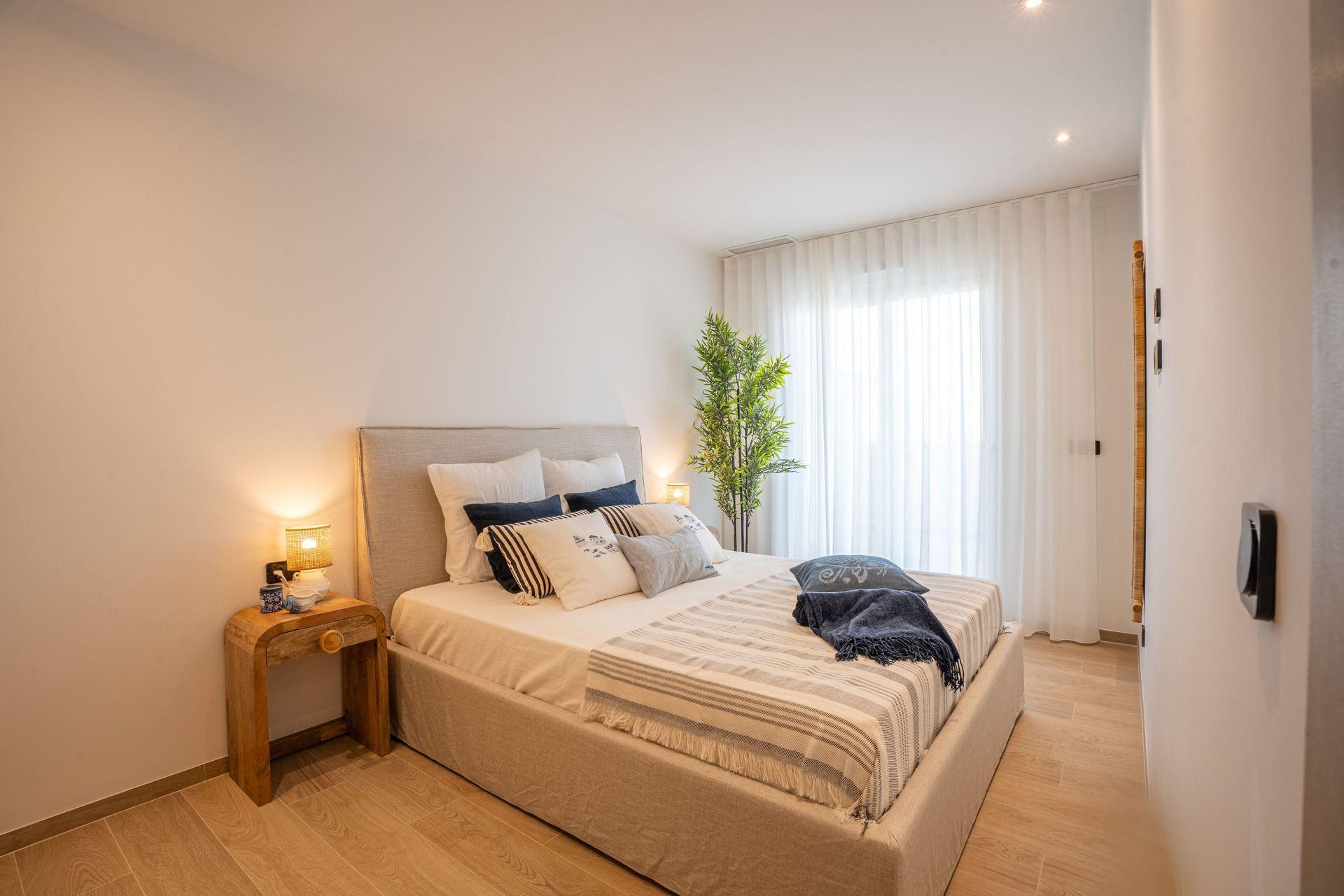 Main bedroom layout in new-build apartment, Algorfa