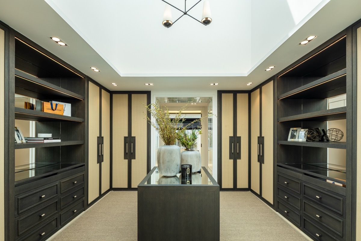 Second en-suite bathroom in new-build villa, Puerto Banús, Marbella