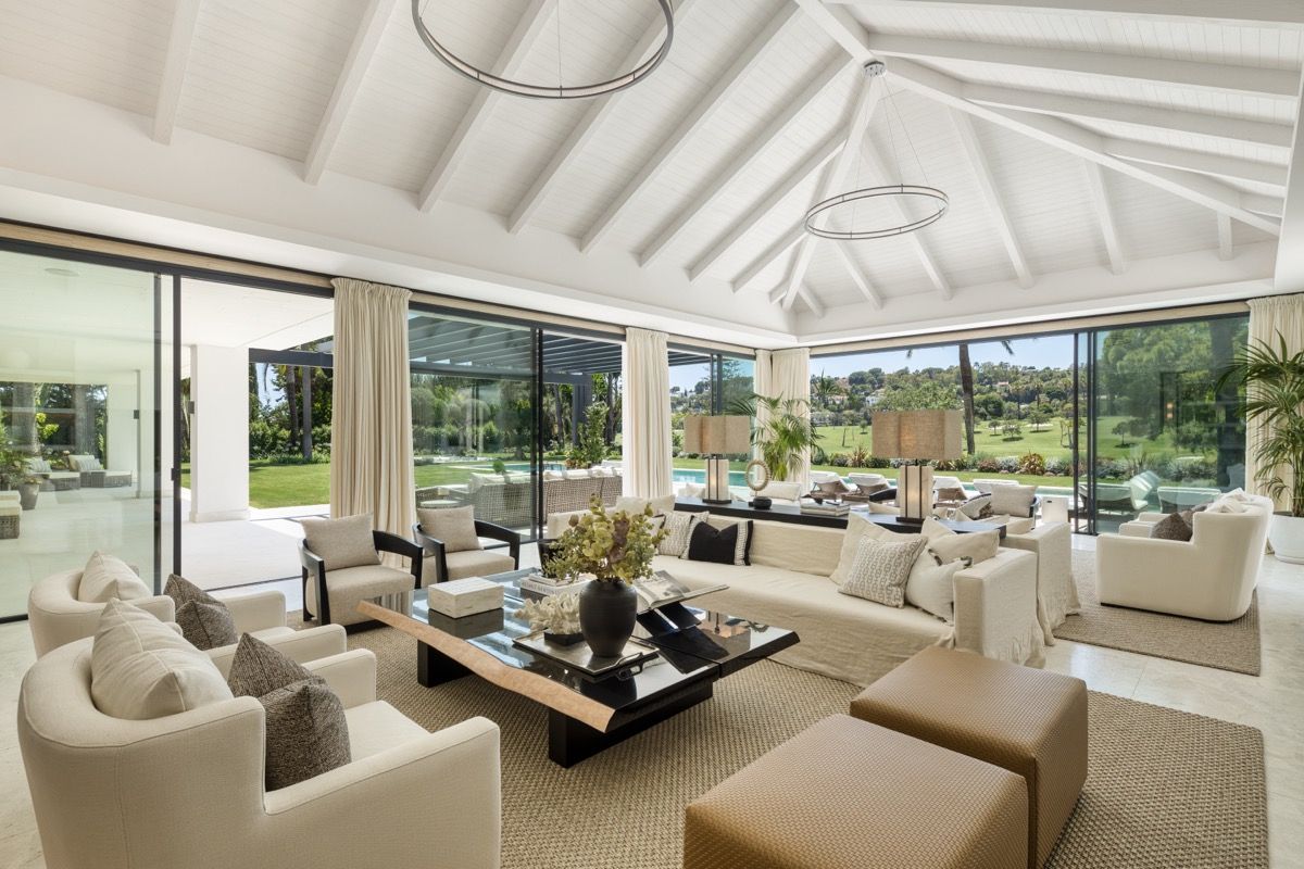 Ground-floor reception room in new-build villa, Puerto Banús