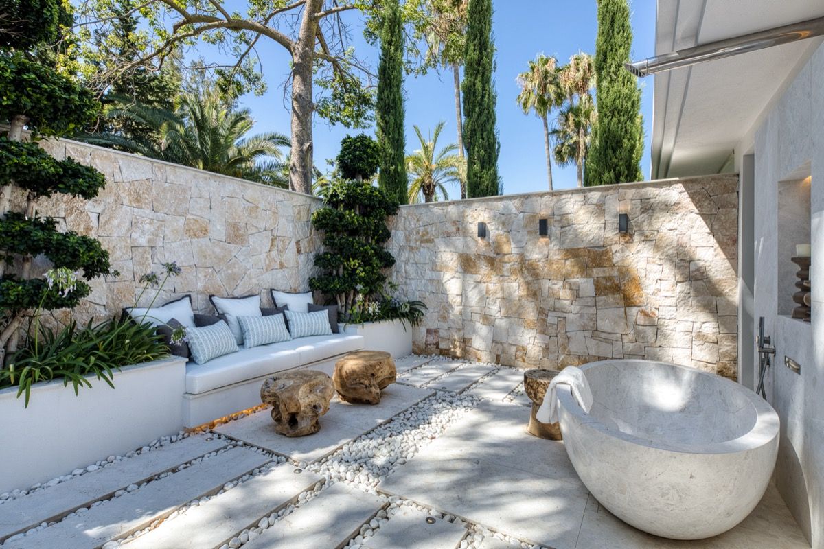 Seventh bedroom in new-build villa, Puerto Banús, Marbella