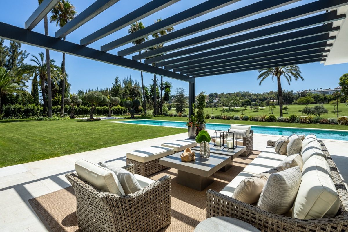 Dining area with floor-to-ceiling glazing in new-build villa, Puerto Banús
