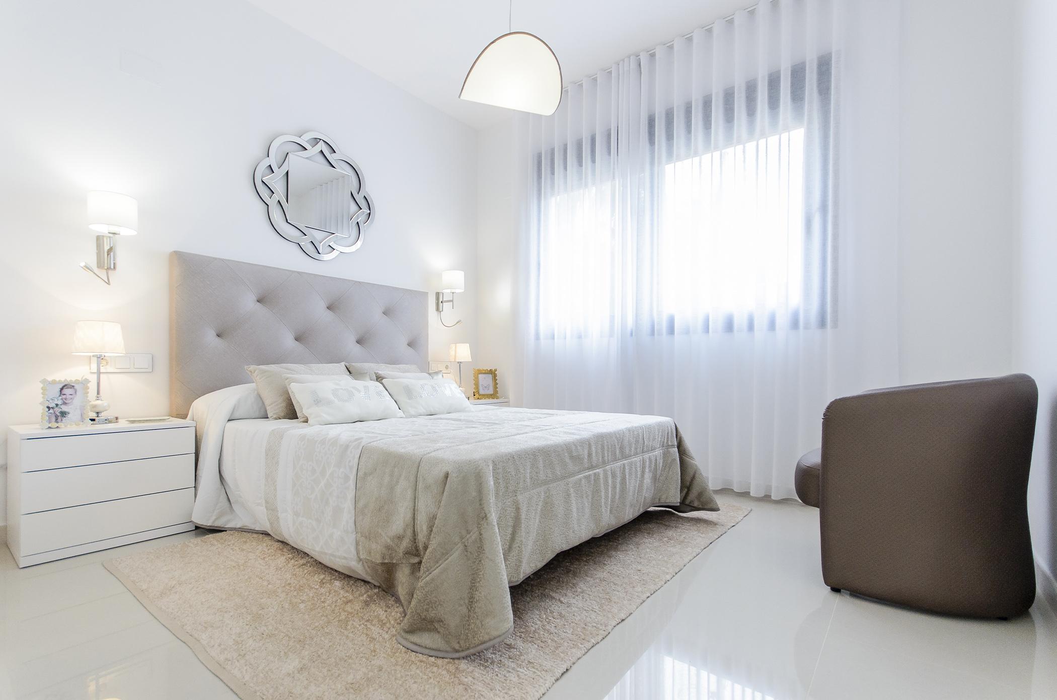 Master bedroom in new-build villa in Bellavista, San Miguel de Salinas