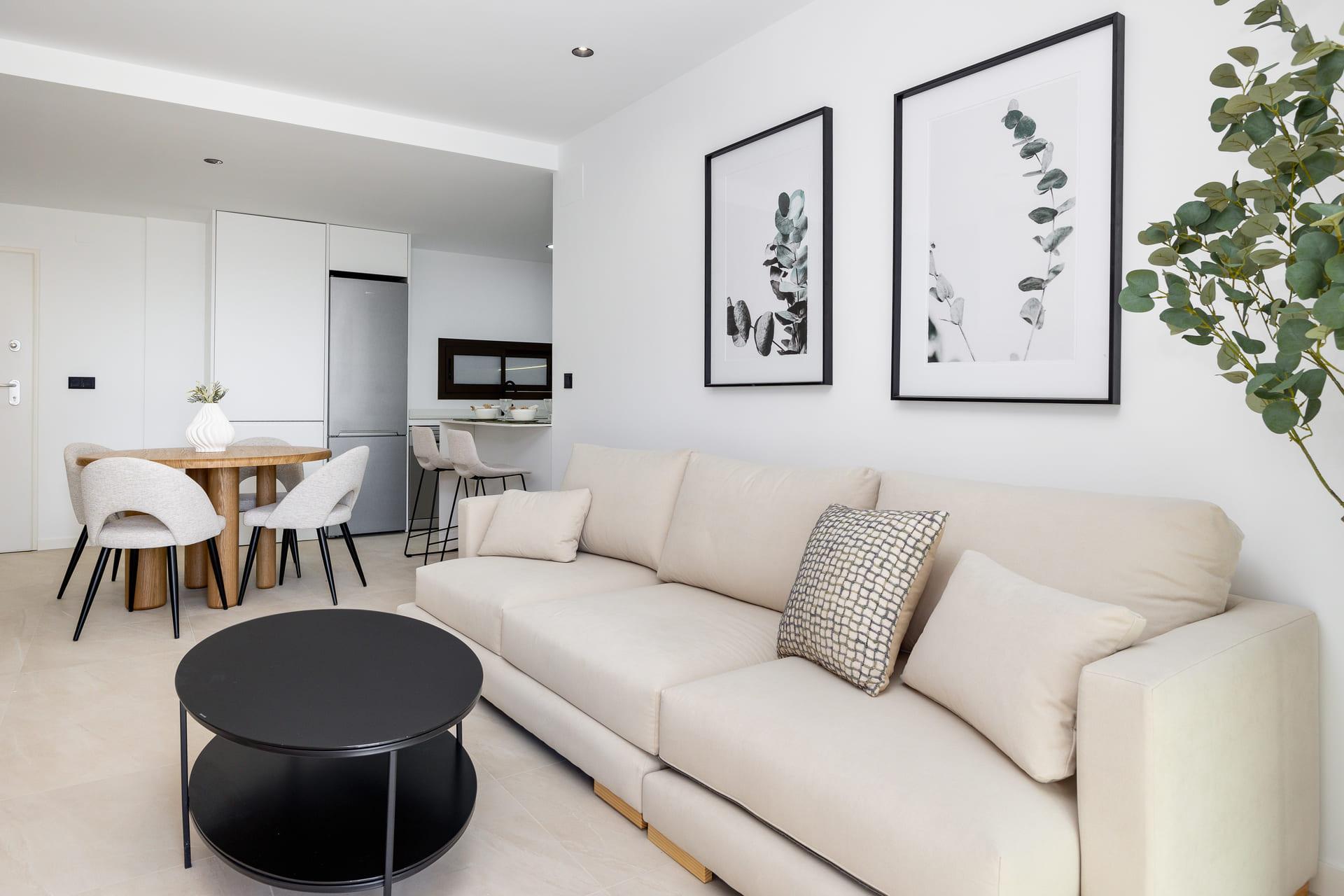 Entrance of the apartment in Serena Golf, Los Alcázares (view 36)