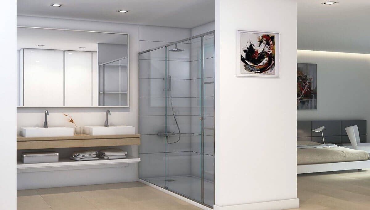 Fourth bathroom in 4-bedroom villa, El Castillo, Manilva
