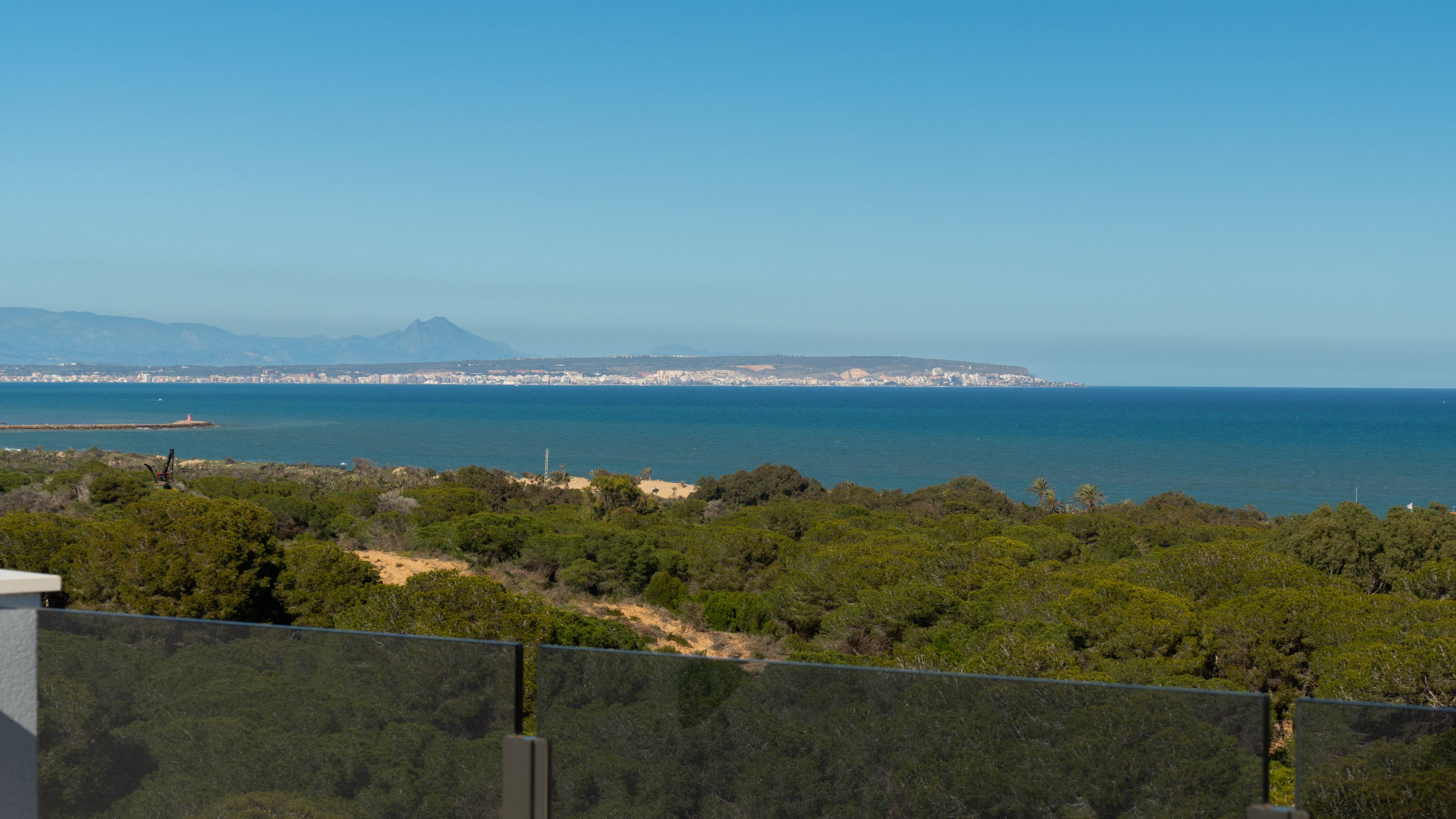 Street view of the penthouse in Zona Pueblo, Guardamar Del Segura (view 38)