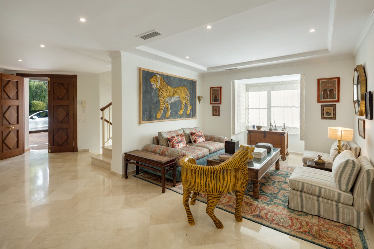 Living room with views in new-build villa, La Quinta