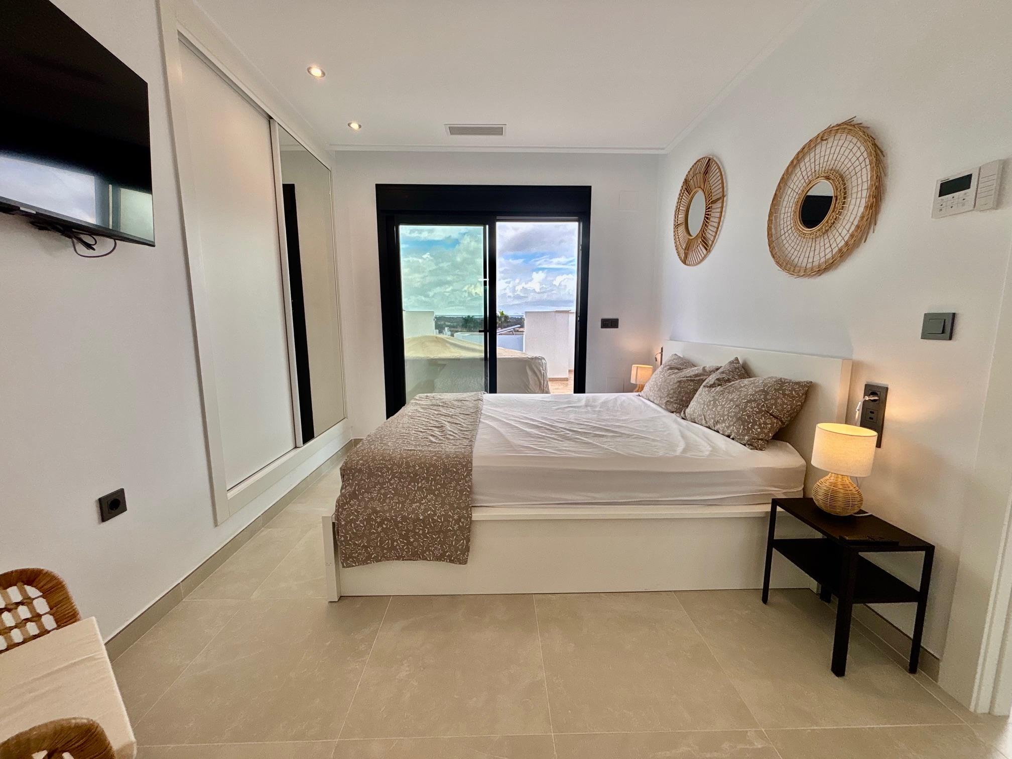 Main bathroom in new-build villa, Pueblo 4, Benijofar