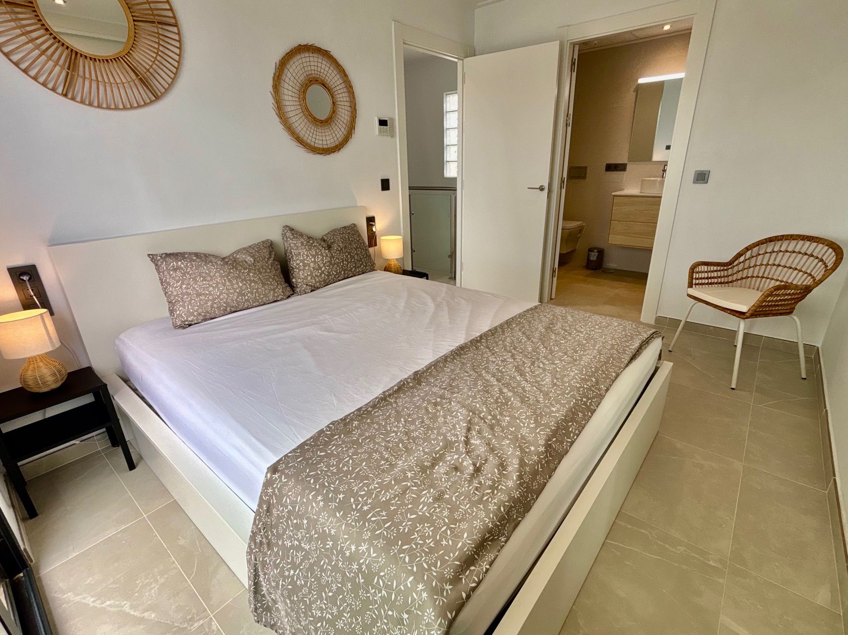 Solarium with rooftop views, 3-bedroom villa, Pueblo 4, Benijofar