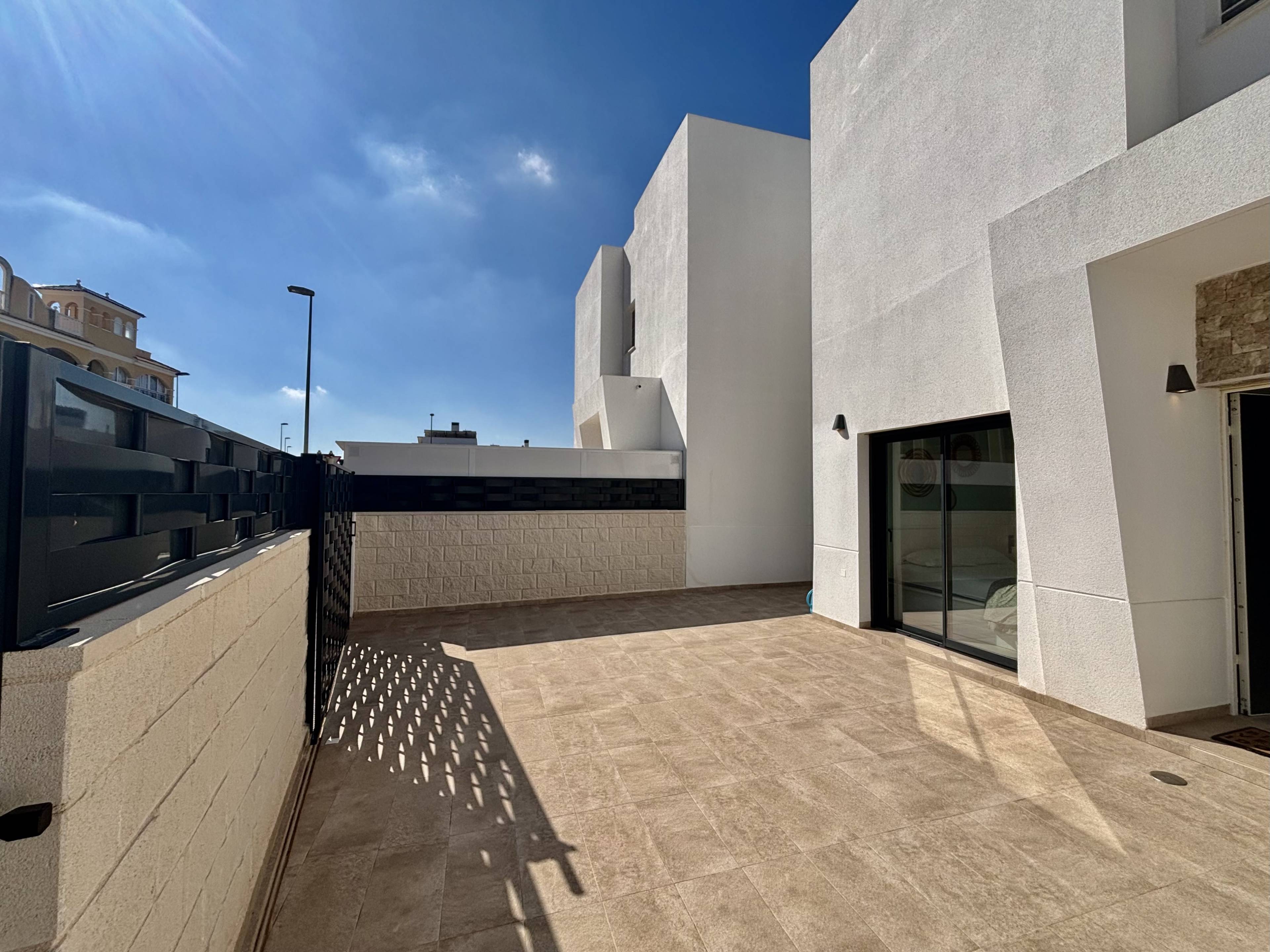 Garden-level outdoor space, new-build villa, Pueblo 4, Benijofar