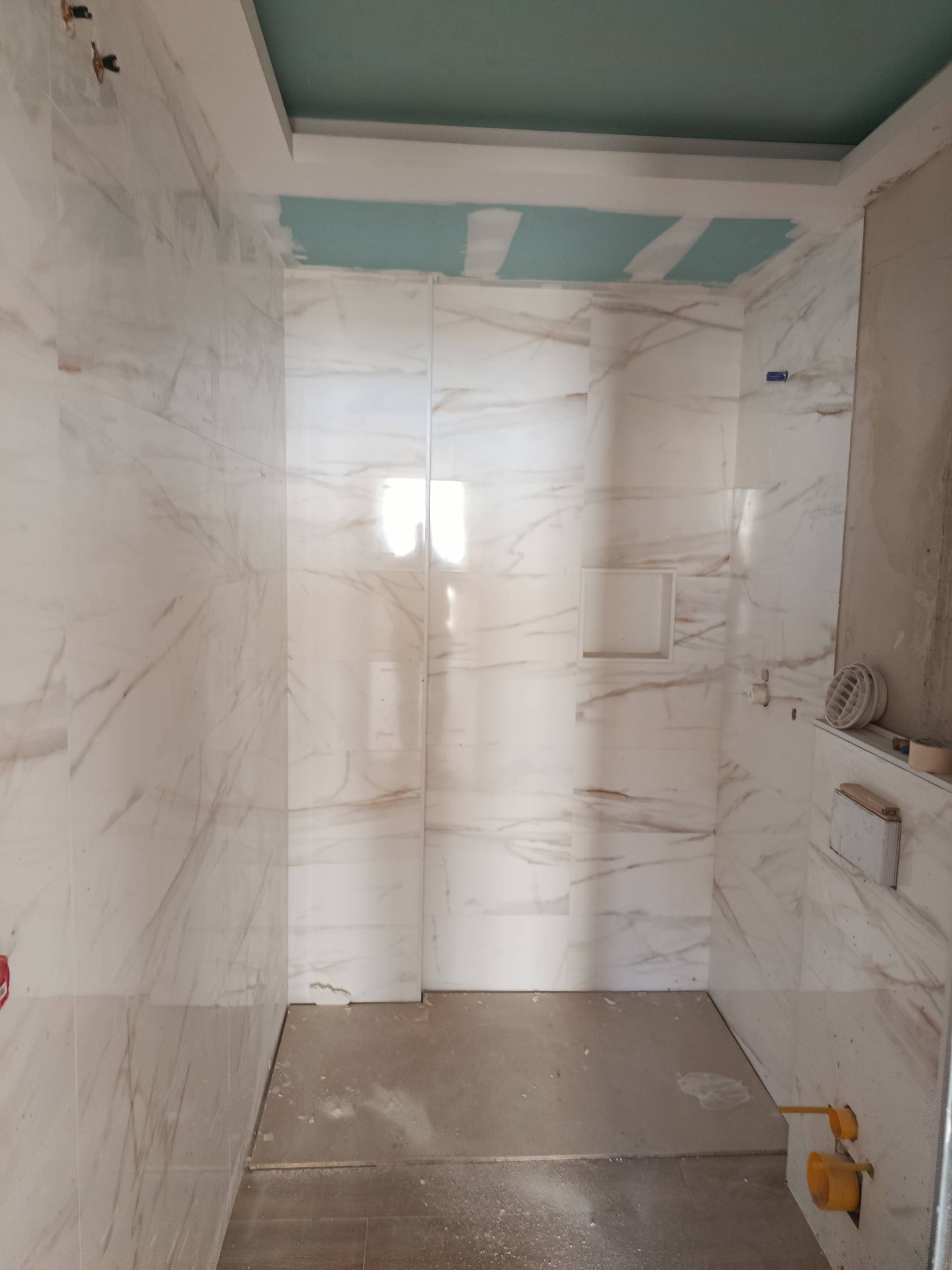 Building stairwell and lift access, Bigastro, Alicante