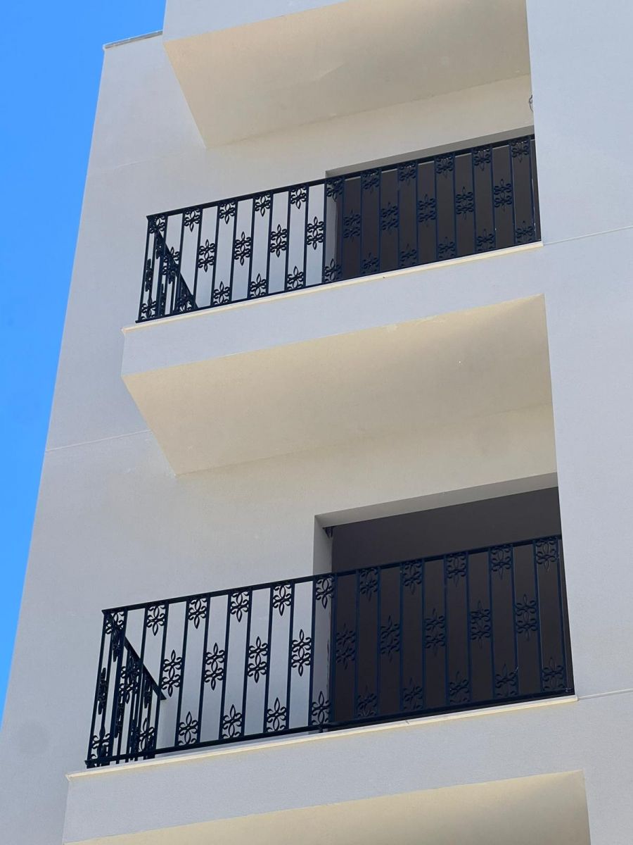 External communal space, new-build development, Bigastro