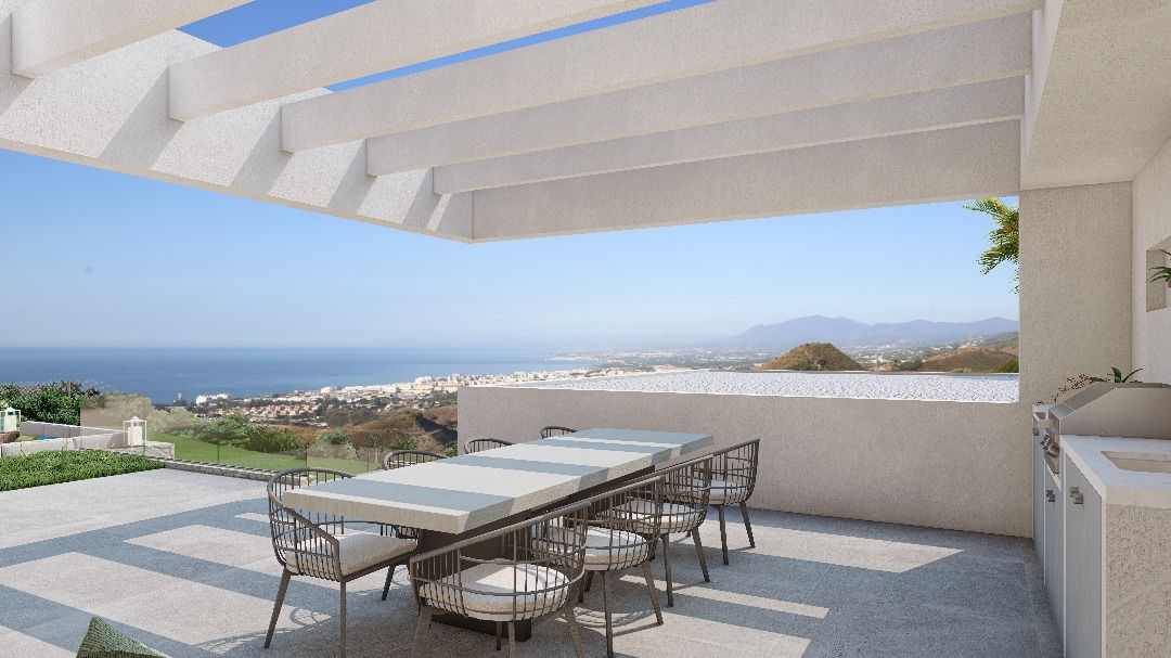 Second bedroom in 4-bedroom villa, Alto de los Monteros, Marbella
