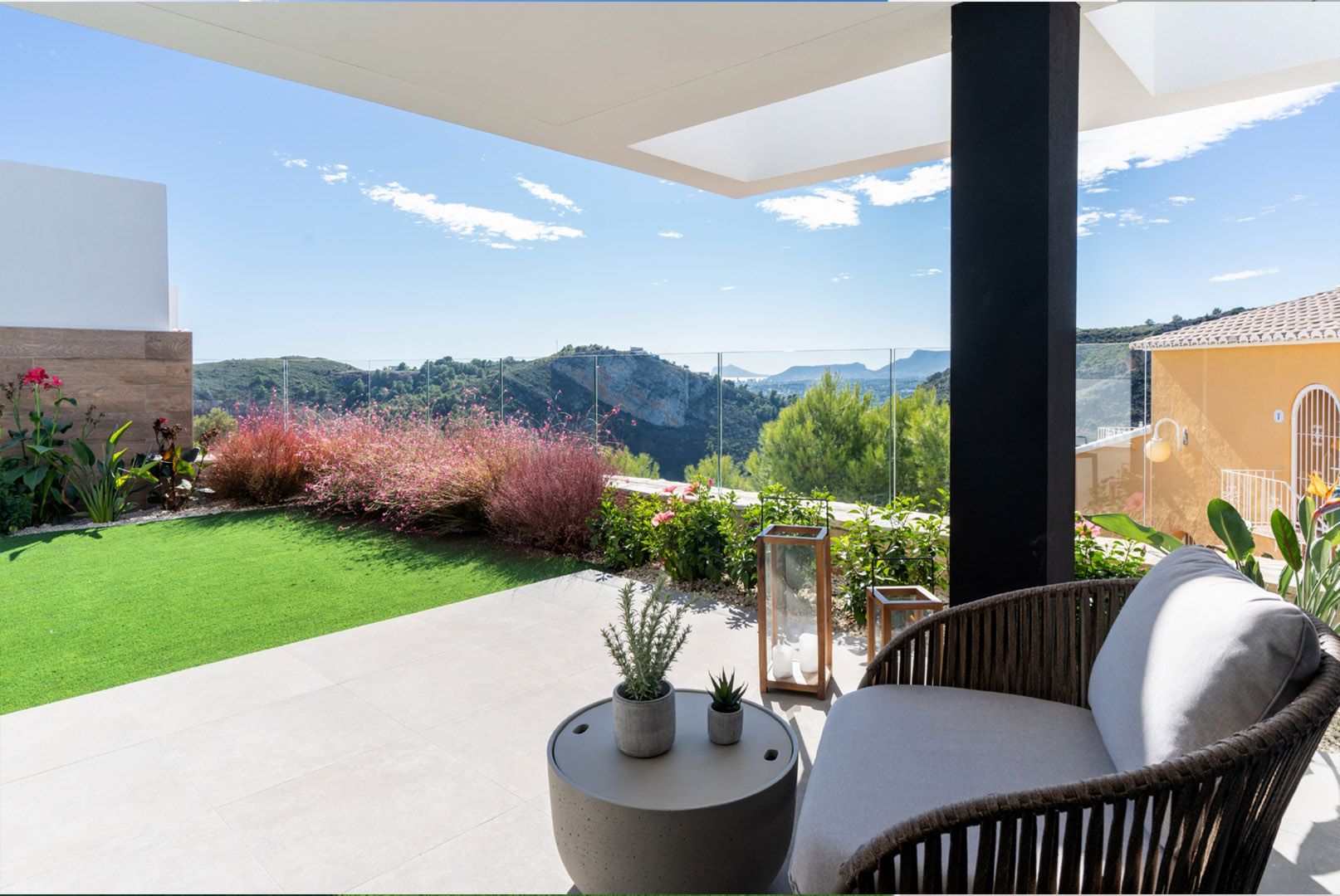 Terrace with table for outdoor dining