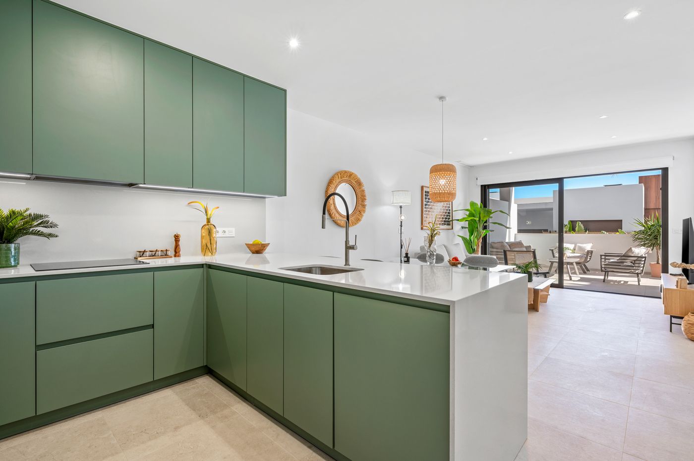 Open-plan kitchen and living space in apartment, Las Lomas del Rame, Los Alcázares