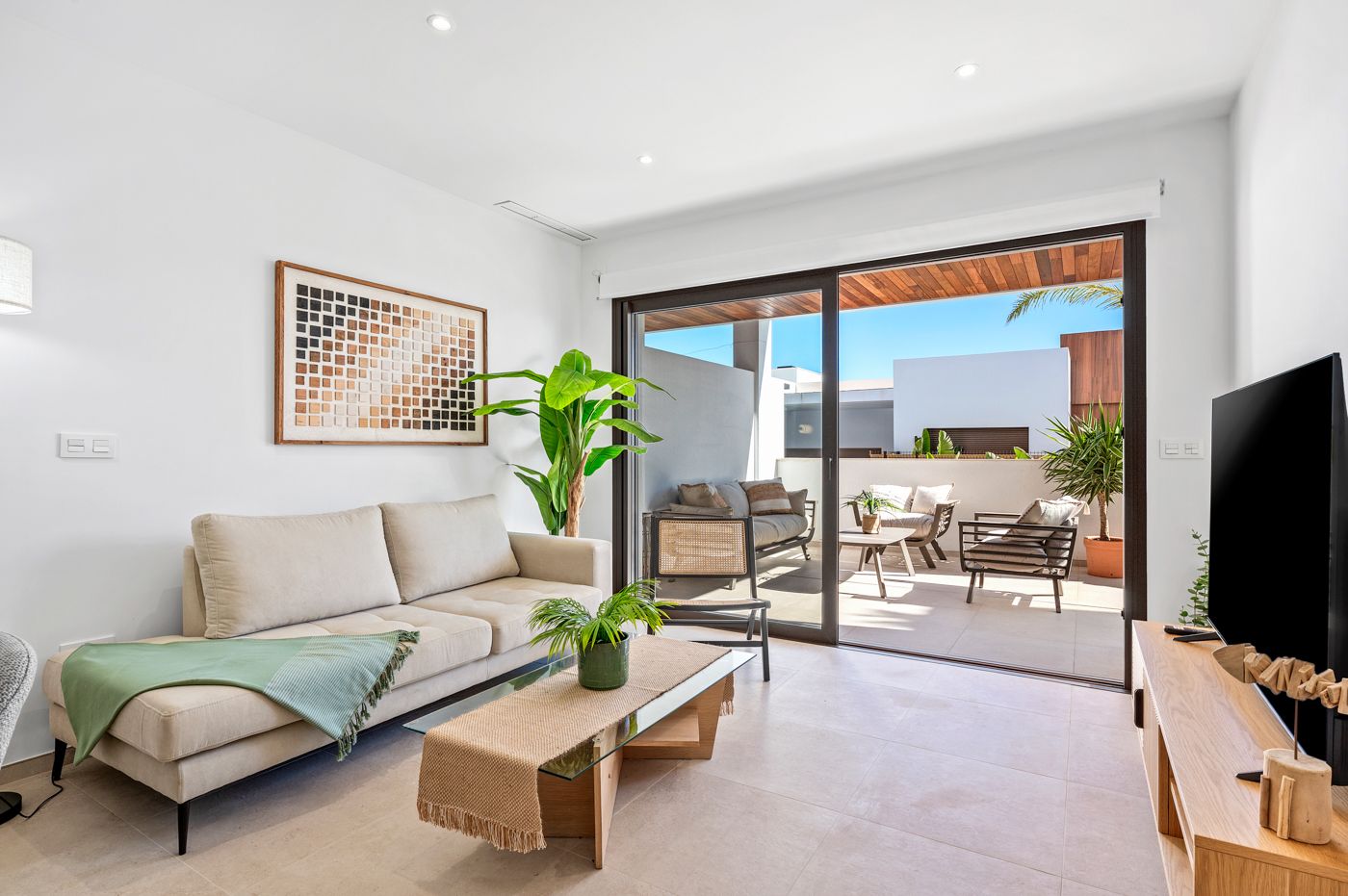 Penthouse for sale in Las Lomas del Rame-Bahía Bella, Los Alcázares - exterior view of new-build development